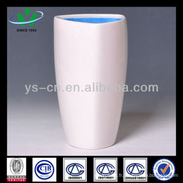 Unique Design Wholesale Modern Ceramic White Vase